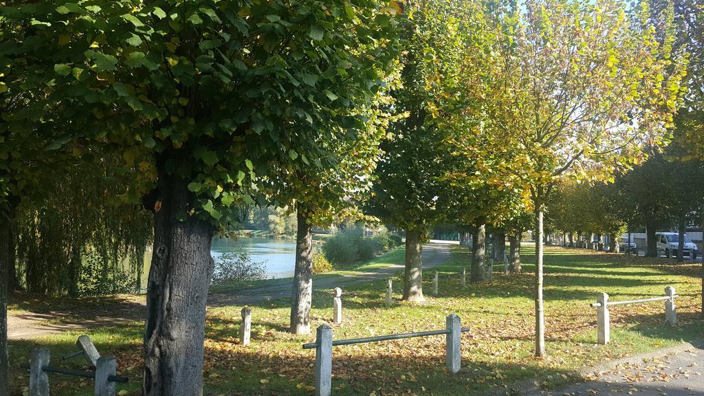 Logis - & Restaurant Le Gonfalon 3* Germigny-l'Eveque